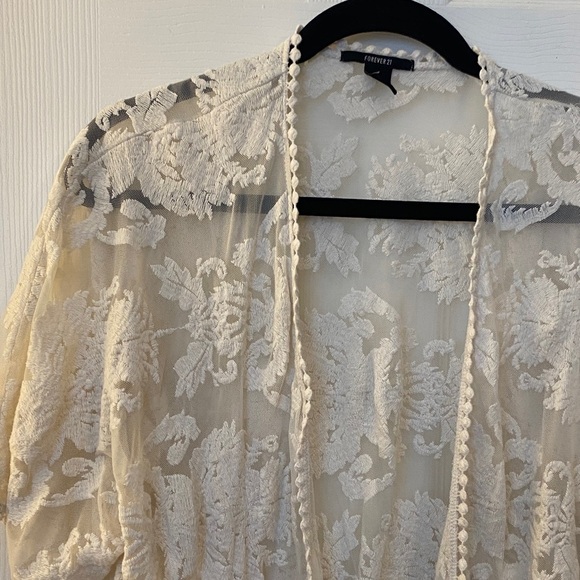 Boho Forever 21 White Lace Kimono Blouse - Picture 2 of 5